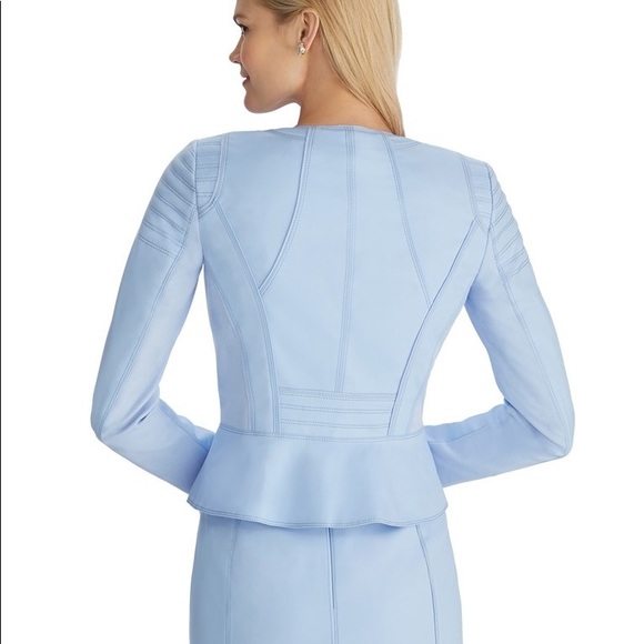 Pastel blue blazer - Picture 2 of 7